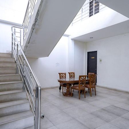 Reddoorz @ Avros Guest House 메단 외부 사진