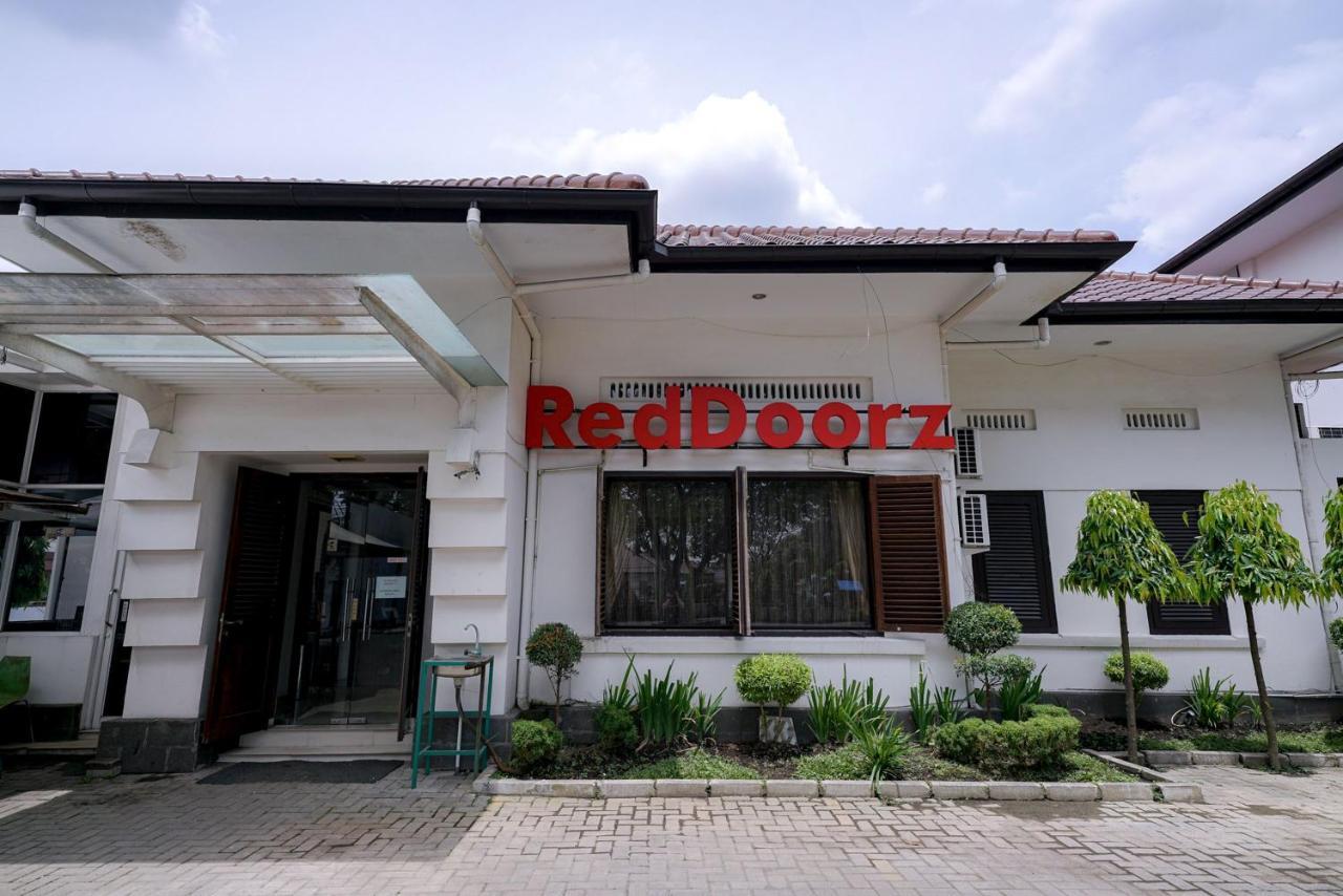 Reddoorz @ Avros Guest House 메단 외부 사진