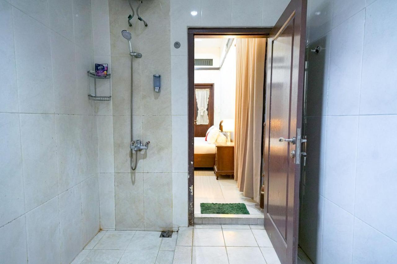 Reddoorz @ Avros Guest House 메단 외부 사진